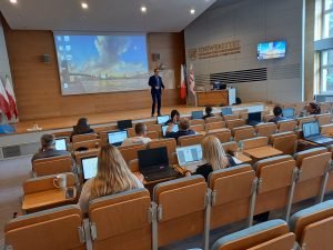 Szkolenie pracowników administracyjnych, kadry nauczyciel